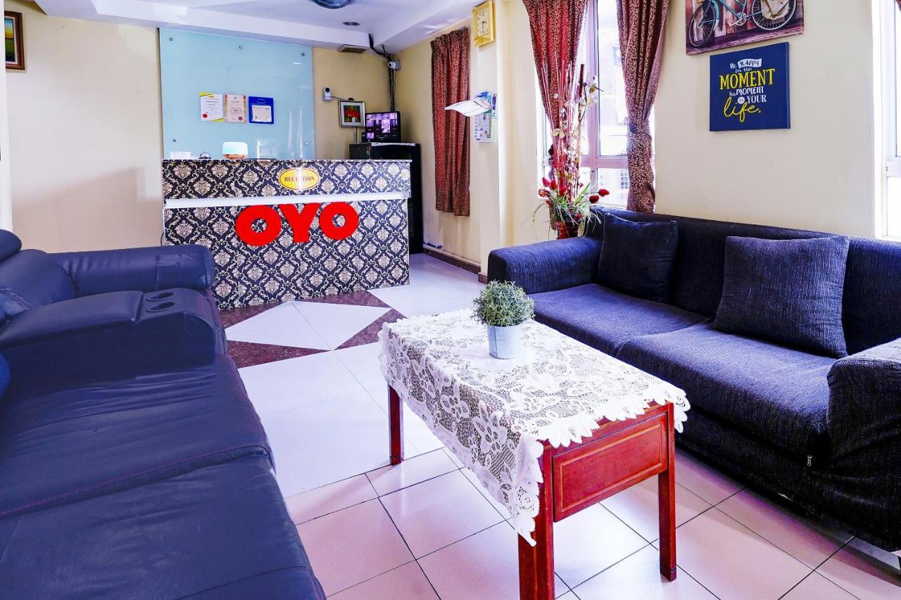 קלאנג Oyo 90486 New Station Hotel מראה חיצוני תמונה